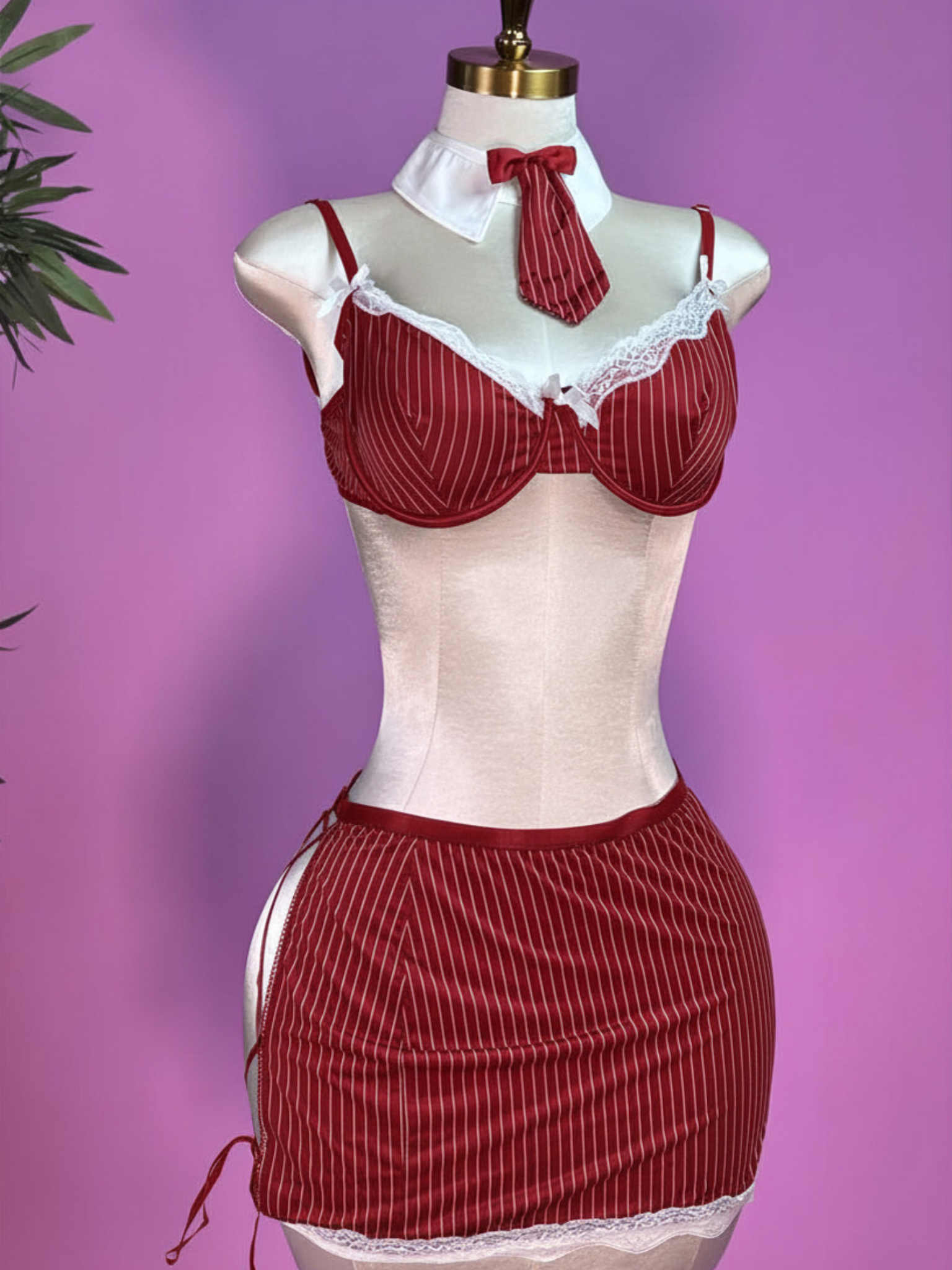 Glamour secretary